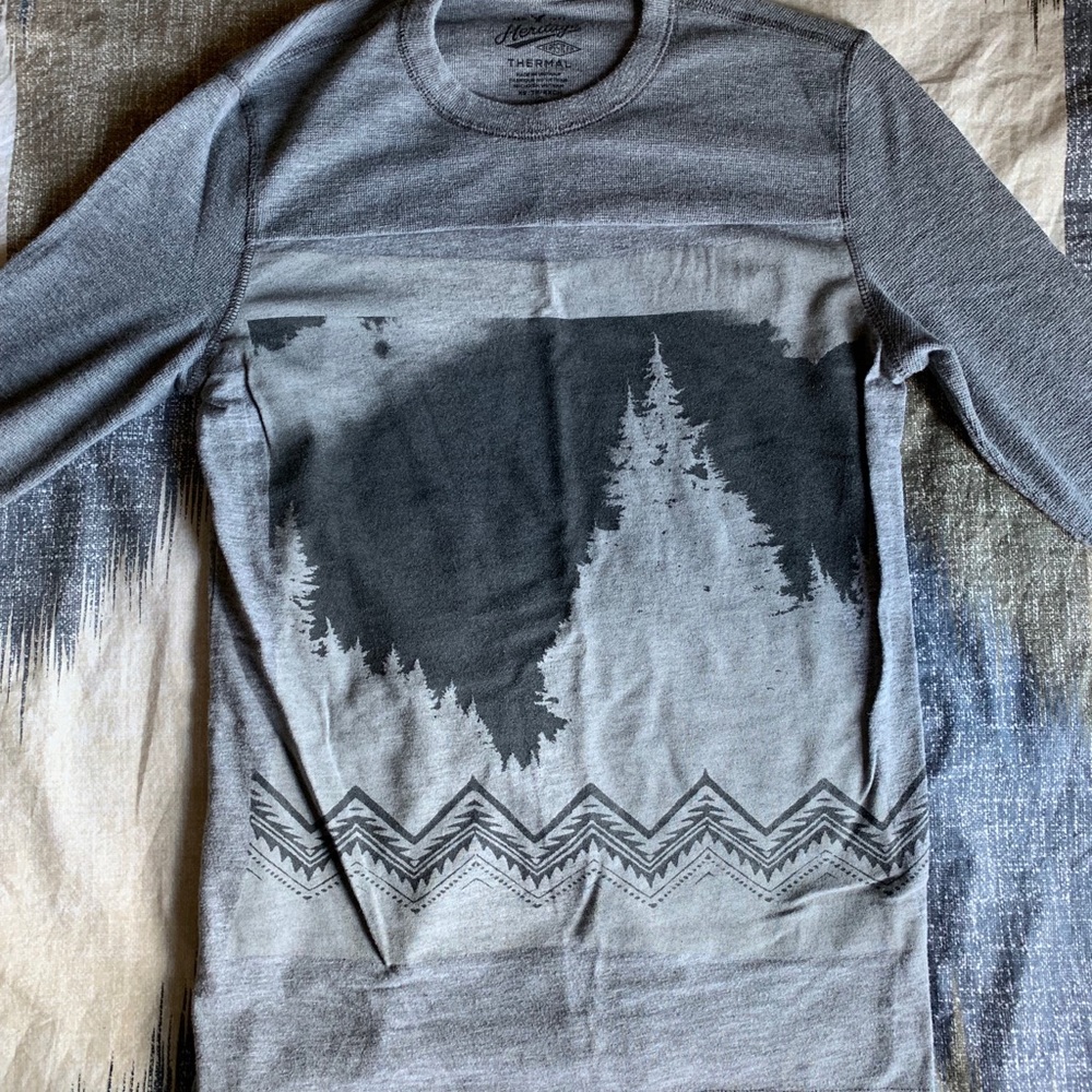 Lightweight Graphic Thermal (Grey)